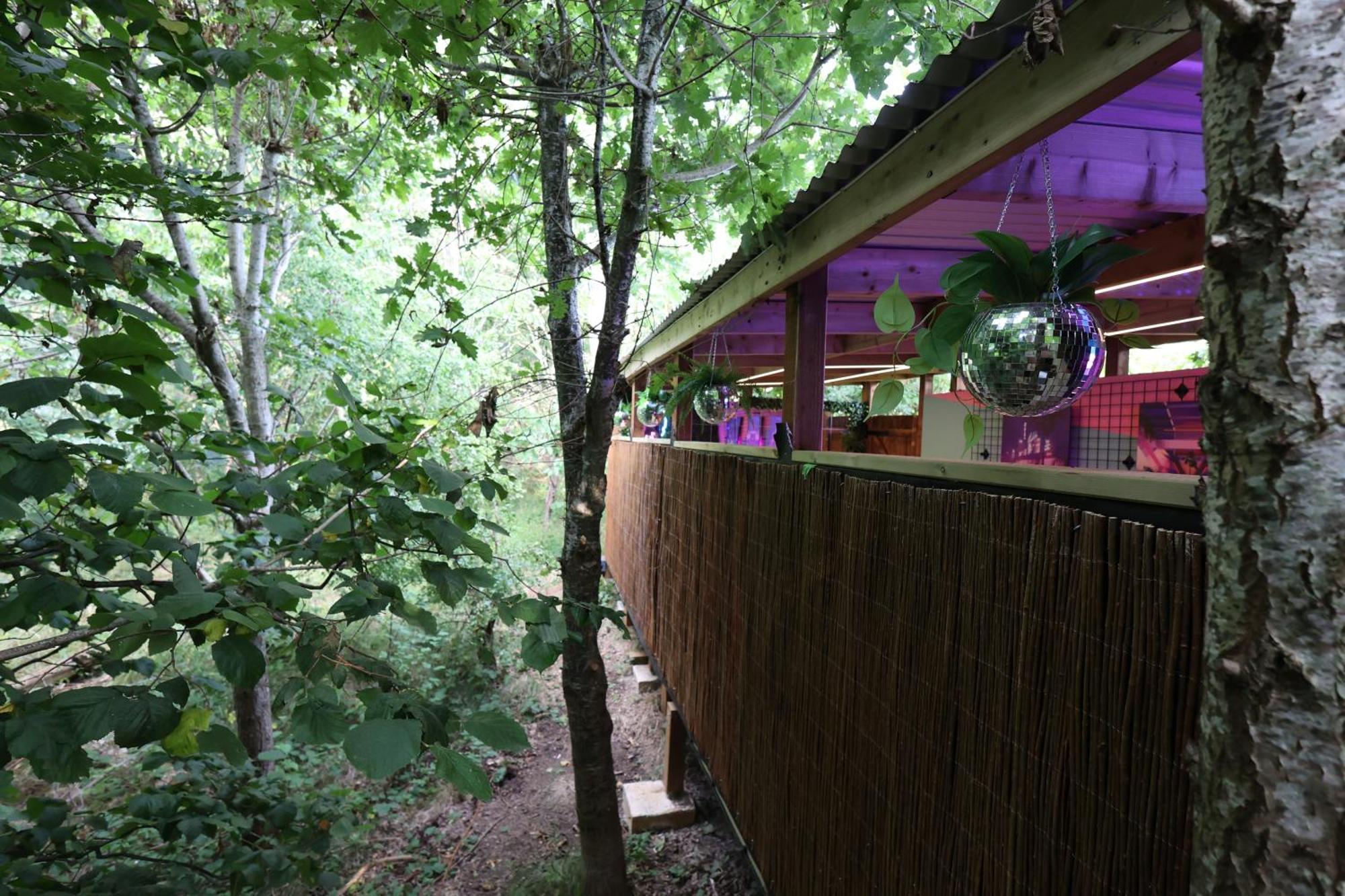 Ammonite Glamping Pod & Hot Tub Apartamento Hungerton Exterior foto